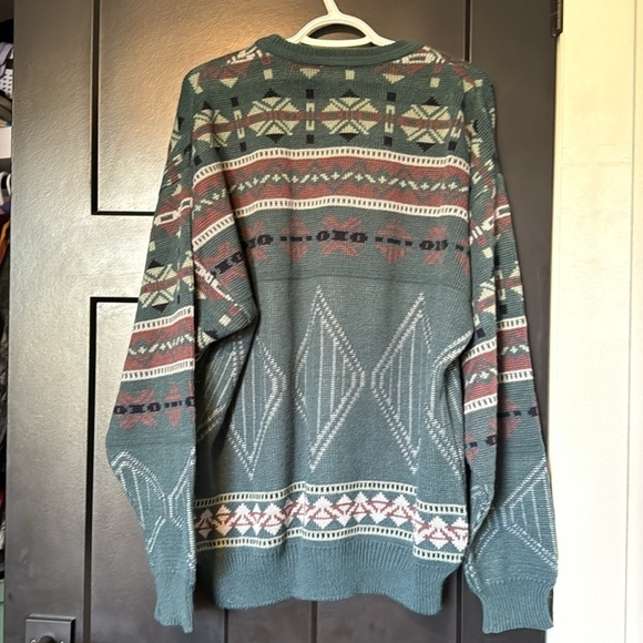 Vintage Fine Line Acrylic Knit Earthy Color Aztec Print Sweater - Picture 7 of 8